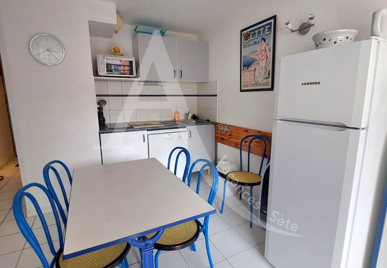 Apartamento en Sète - 312 / T2 AVEC GARAGE ET PISCINE 