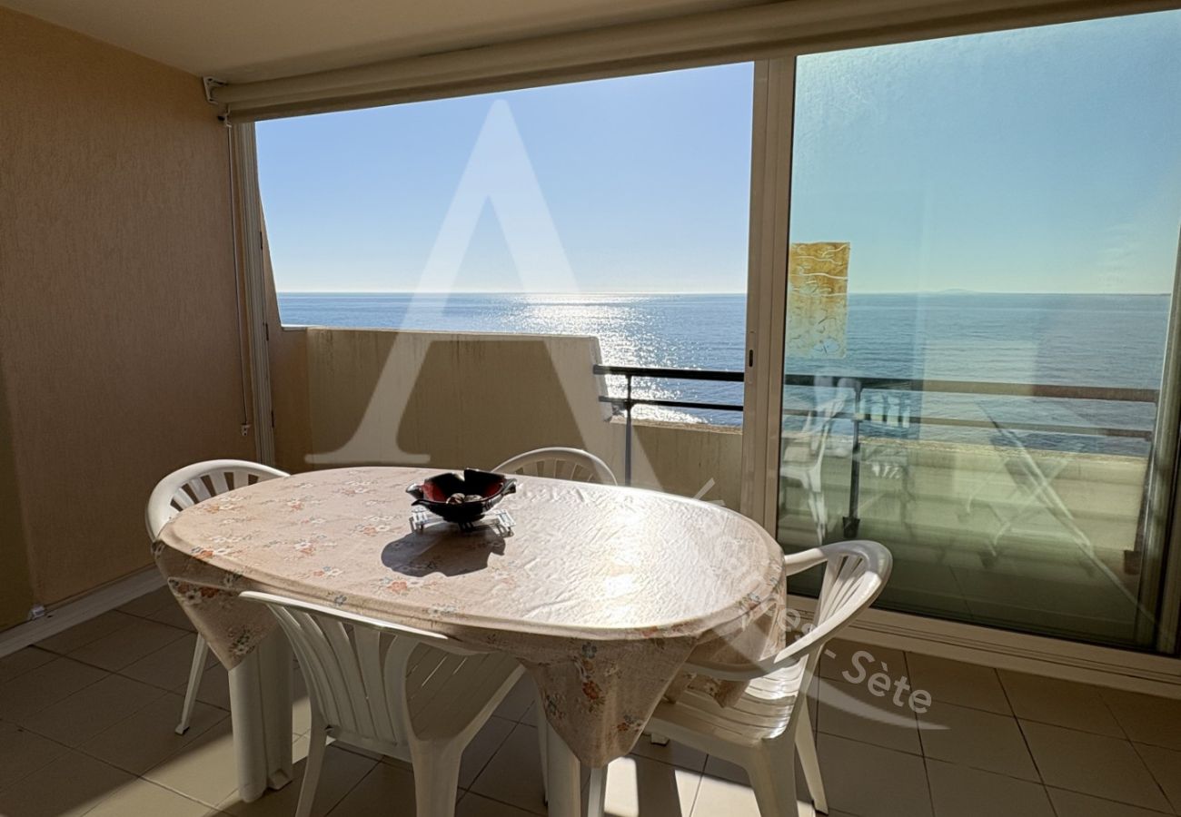 Apartamento en Sète - 120/ T3 VUE MER AVEC GARAGE ET PISCINE