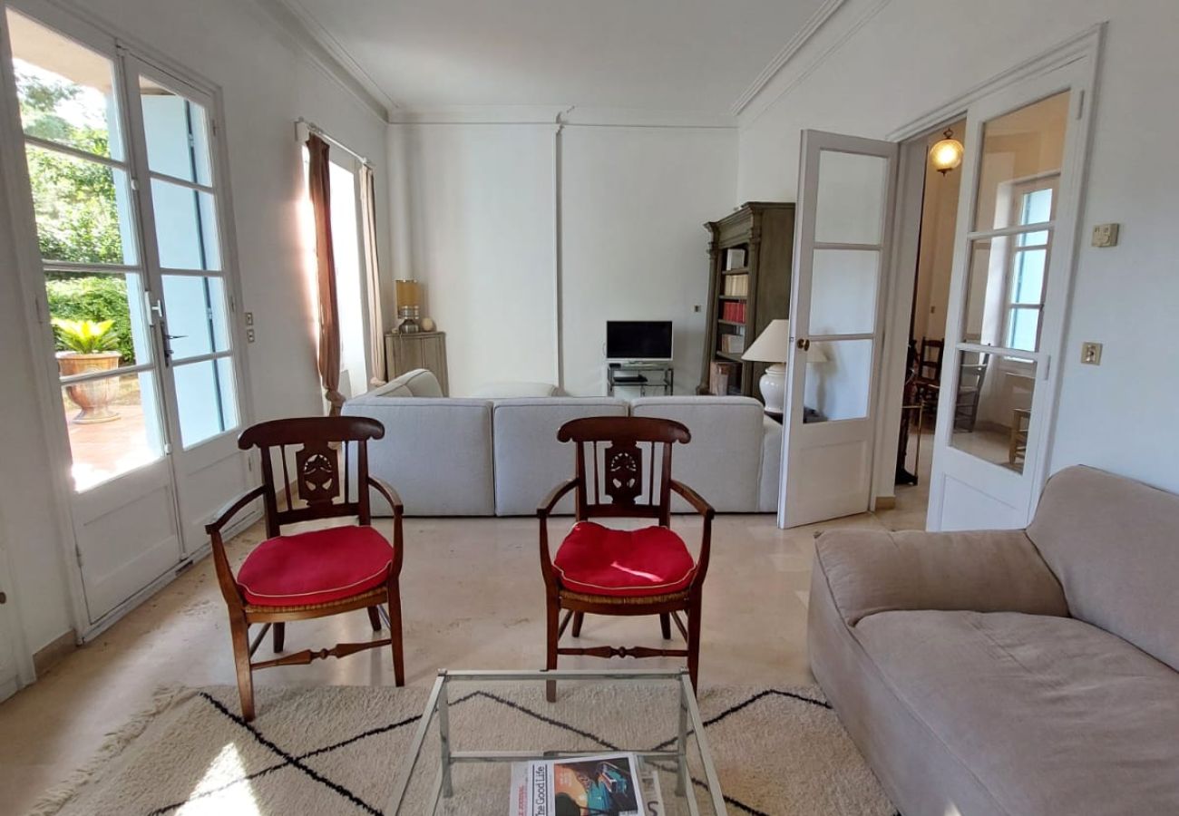 Villa en Sète - 510 / MAISON 10 PERS, PISCINE PRIVE, WIFI