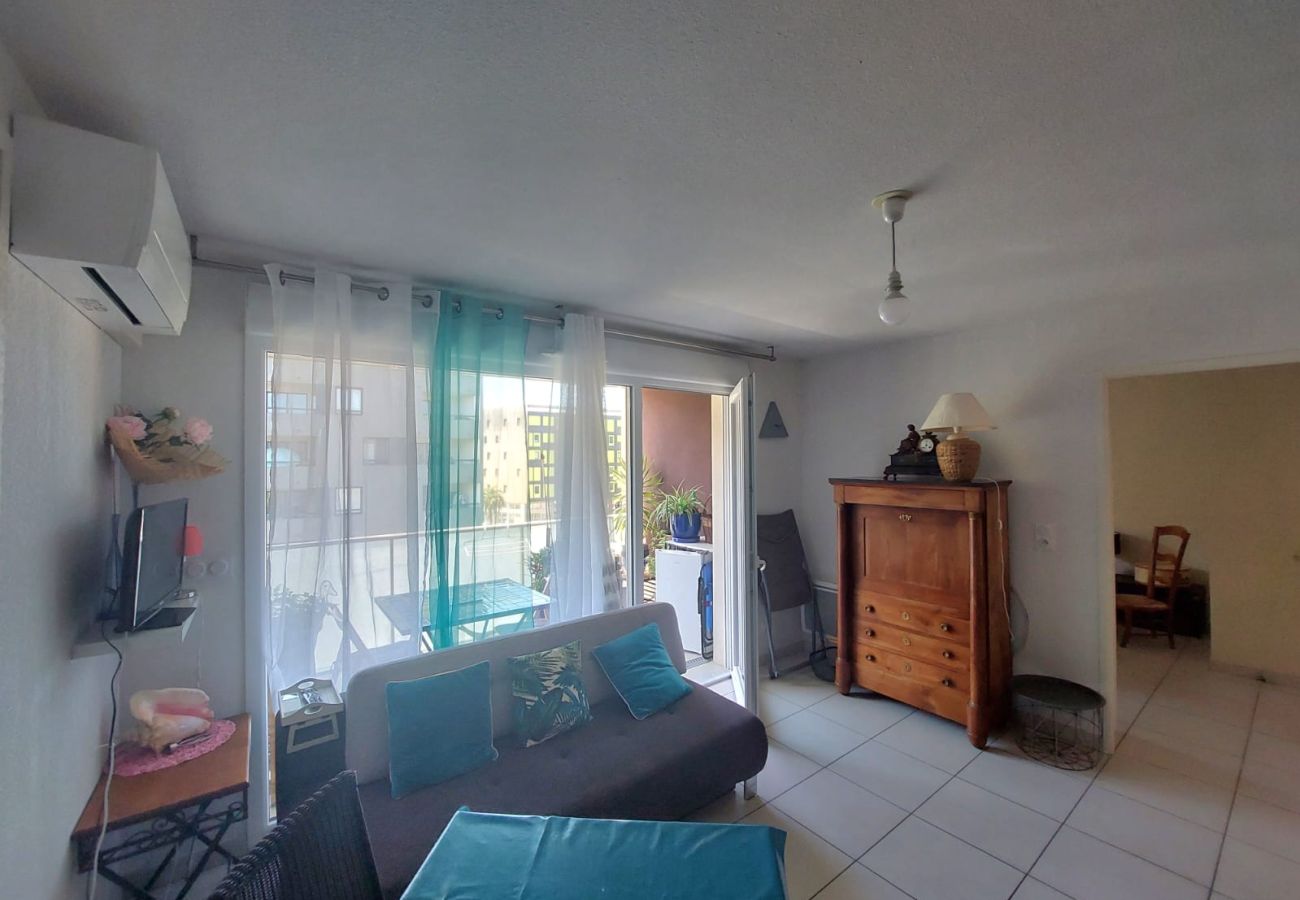 Appartement à Sète - 035