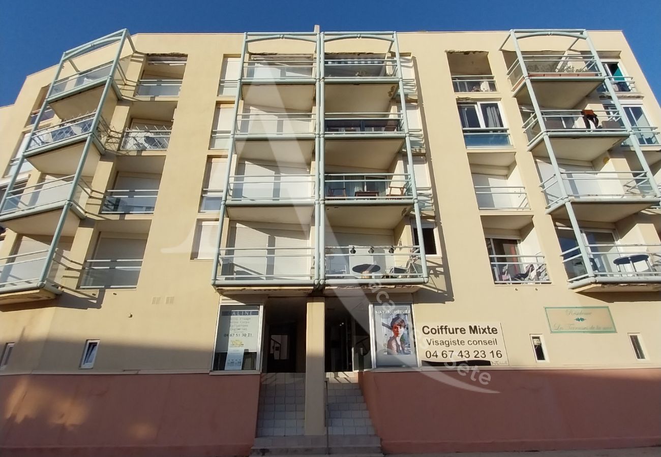 Appartement à Sète - 211 / T2 CONFORTABLE PLEIN COEUR CORNICHE, WI-FI